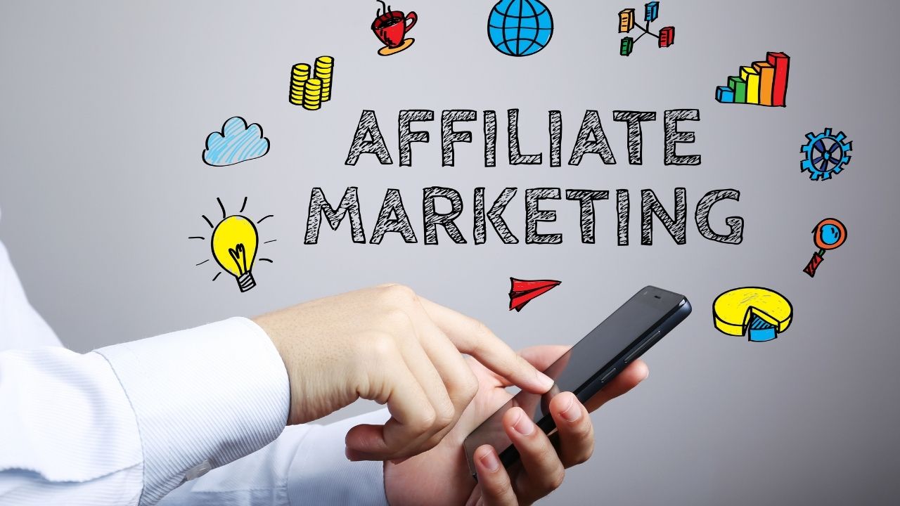 10 Best Affiliate Marketing Courses For Beginners (Free & Paid)